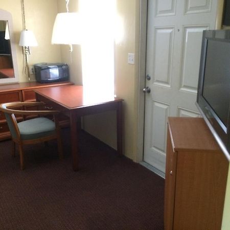Travelers Inn Okeechobee Kültér fotó