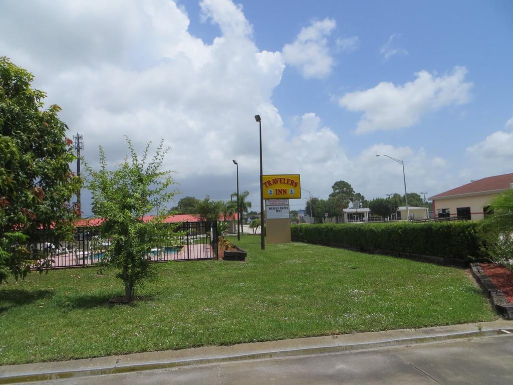 Travelers Inn Okeechobee Kültér fotó